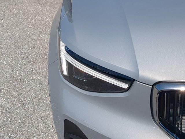 new 2025 Volvo XC40 car, priced at $51,015