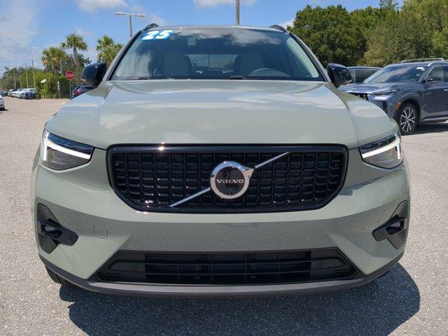 new 2025 Volvo XC40 car, priced at $49,810