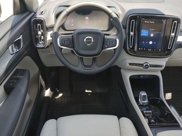 new 2025 Volvo XC40 car, priced at $49,810