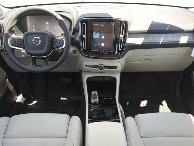 new 2025 Volvo XC40 car, priced at $49,810