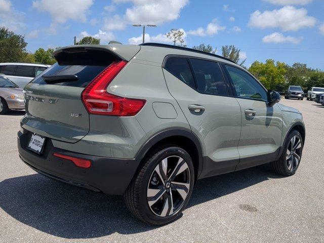 new 2025 Volvo XC40 car, priced at $49,810
