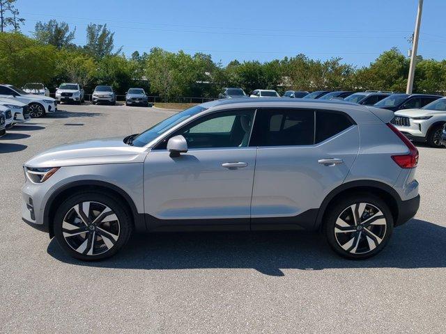 new 2025 Volvo XC40 car, priced at $52,780