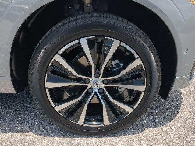 new 2025 Volvo XC60 car, priced at $55,360