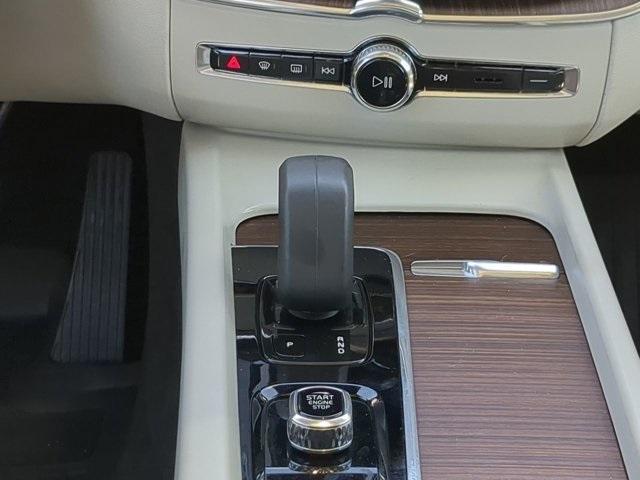 used 2022 Volvo XC60 car, priced at $35,000