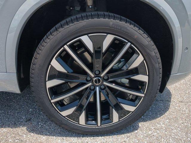 new 2026 Volvo XC90 car, priced at $76,075