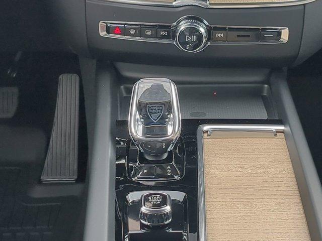 new 2026 Volvo XC60 car, priced at $52,225