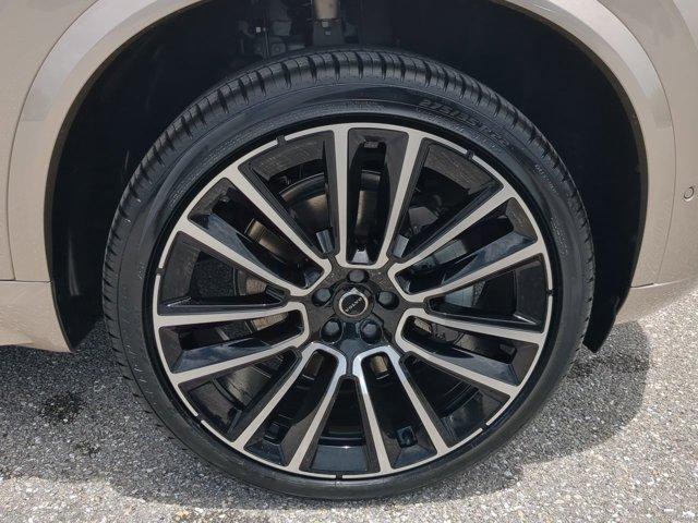 new 2026 Volvo XC90 car, priced at $69,870