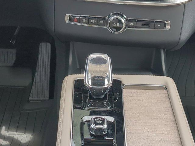 new 2026 Volvo XC90 car, priced at $69,870