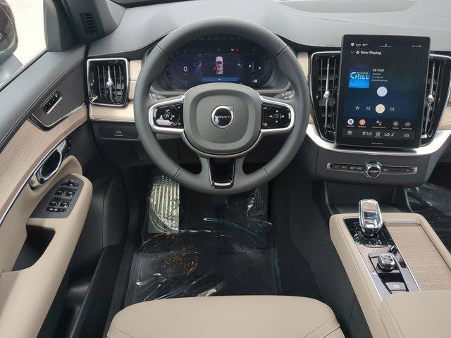 new 2025 Volvo XC90 car, priced at $61,299