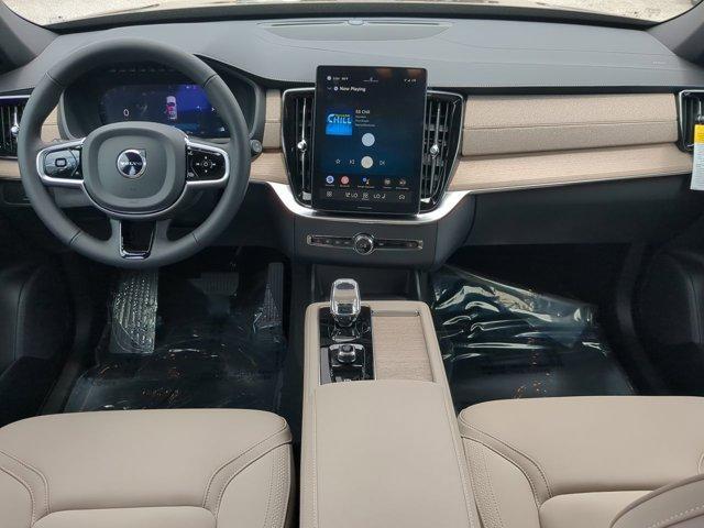 new 2025 Volvo XC90 car, priced at $61,299