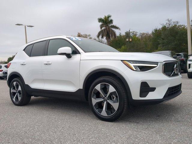 new 2025 Volvo XC40 car, priced at $45,465