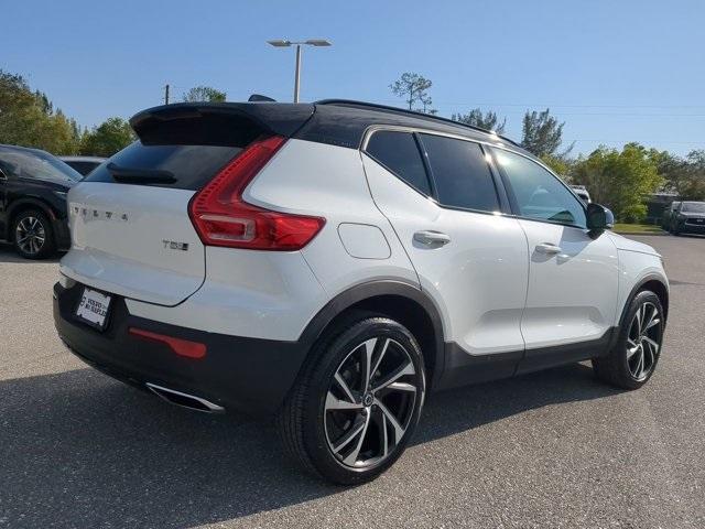 used 2019 Volvo XC40 car, priced at $21,781