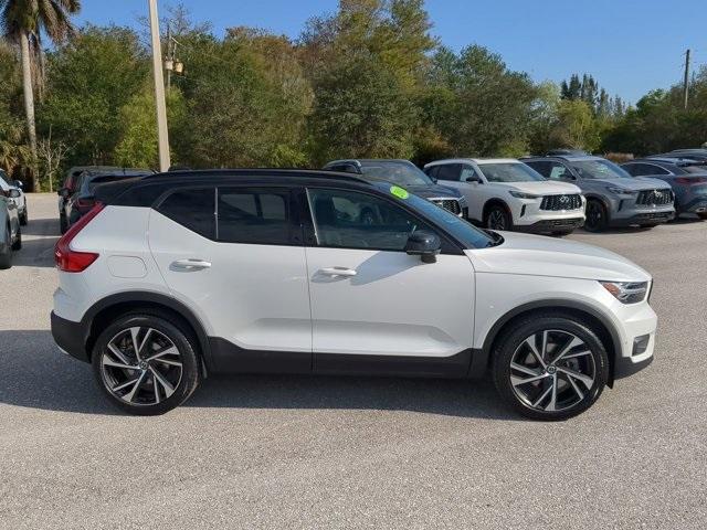 used 2019 Volvo XC40 car, priced at $21,781