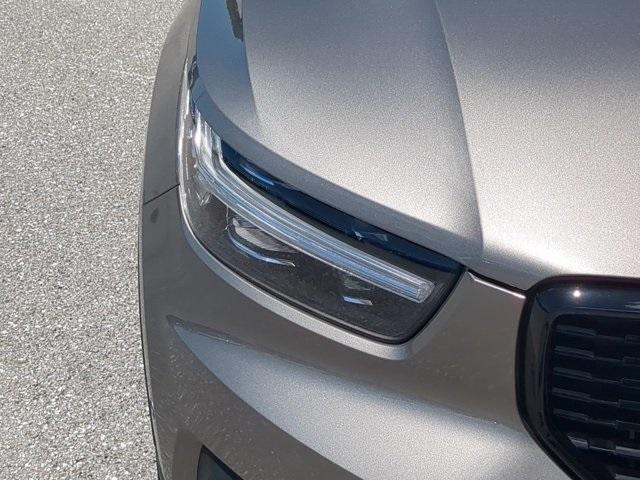 used 2022 Volvo XC40 car, priced at $31,463