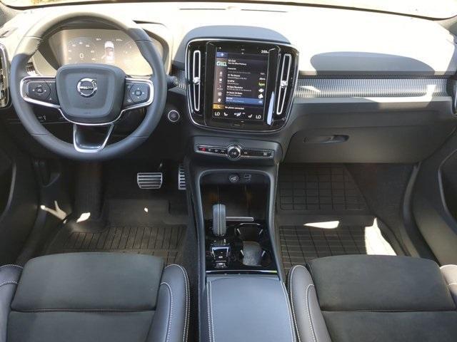 used 2022 Volvo XC40 car, priced at $31,463