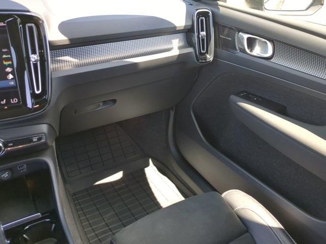 used 2022 Volvo XC40 car, priced at $31,463