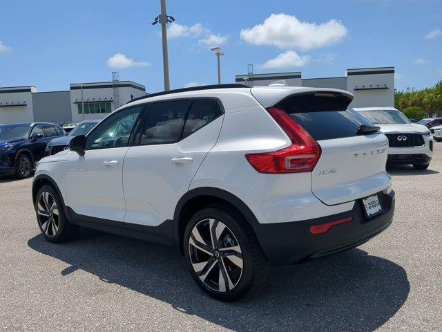new 2025 Volvo XC40 car, priced at $47,694