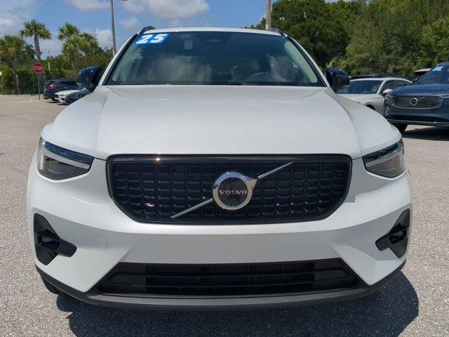 new 2025 Volvo XC40 car, priced at $47,694