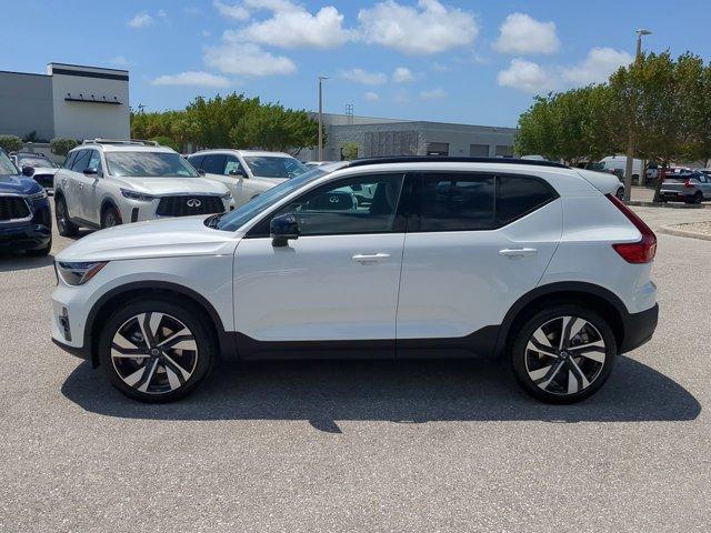 new 2025 Volvo XC40 car, priced at $47,694