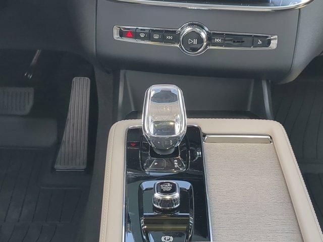 new 2025 Volvo XC90 Plug-In Hybrid car, priced at $78,805