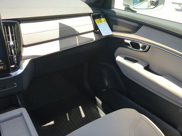 new 2025 Volvo XC90 Plug-In Hybrid car, priced at $78,805