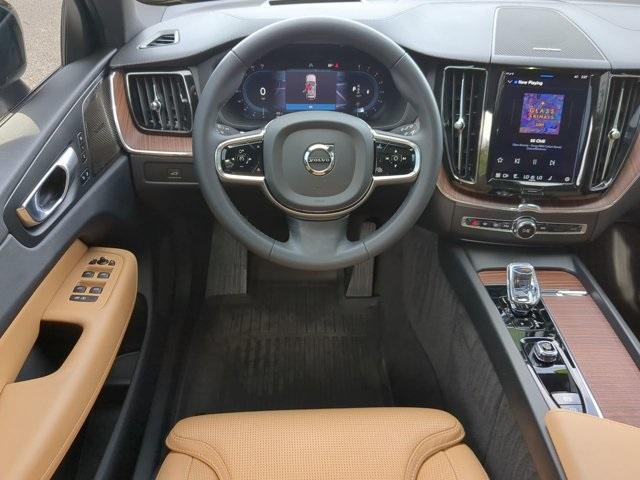 used 2023 Volvo XC60 car, priced at $40,990