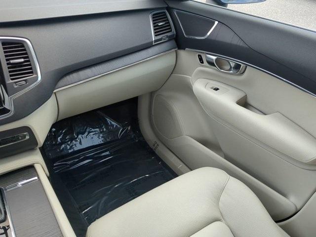 used 2020 Volvo XC90 car, priced at $25,422