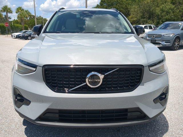 new 2025 Volvo XC40 car, priced at $46,281