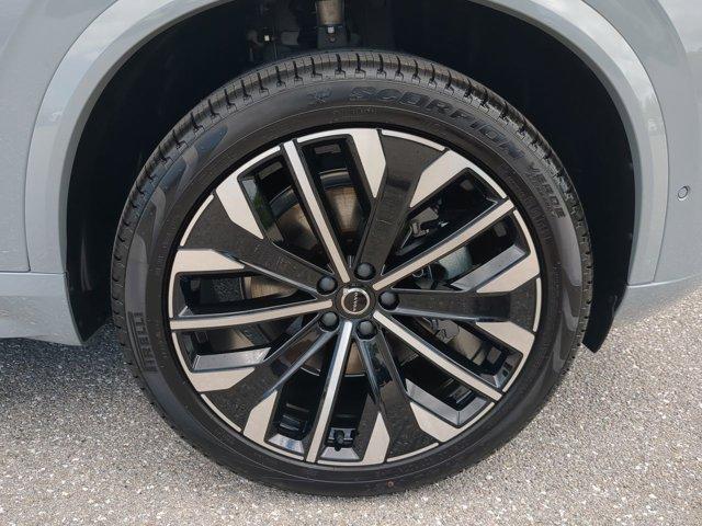 new 2025 Volvo XC90 car, priced at $69,155