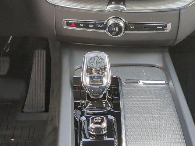 used 2024 Volvo XC60 Recharge Plug-In Hybrid car, priced at $57,500