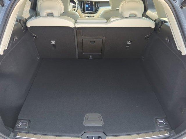 new 2025 Volvo XC60 car, priced at $55,360
