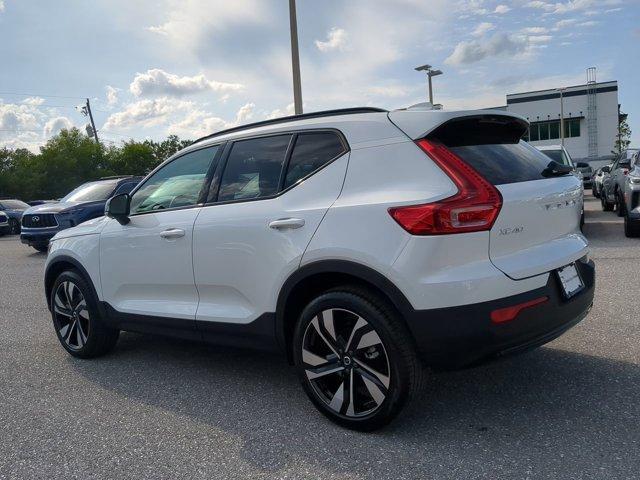 new 2025 Volvo XC40 car, priced at $49,790