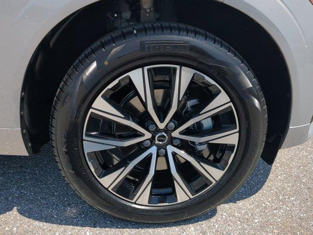 new 2025 Volvo XC60 car, priced at $49,895