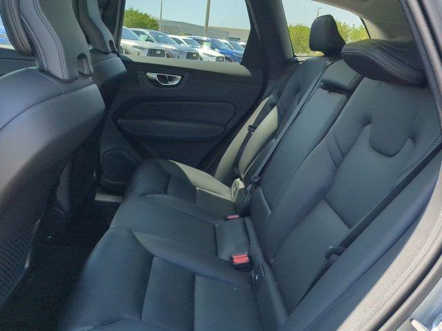 new 2025 Volvo XC60 car, priced at $49,895
