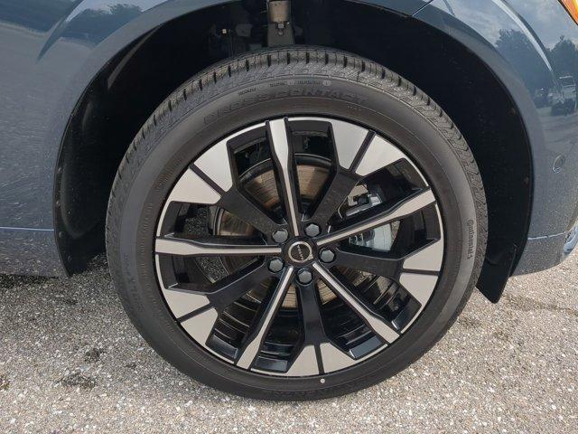 new 2026 Volvo XC60 car, priced at $57,985
