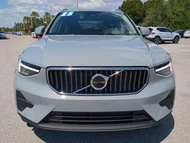 new 2025 Volvo XC40 car, priced at $46,035