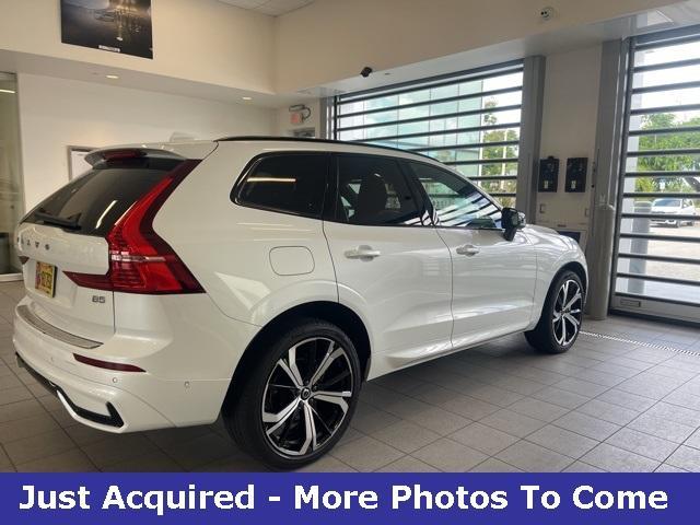 used 2022 Volvo XC60 car, priced at $35,700