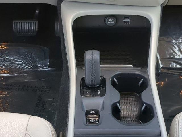 used 2019 Volvo XC40 car, priced at $22,383