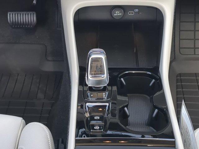 new 2025 Volvo XC40 car, priced at $55,315