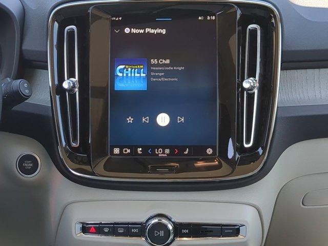 new 2025 Volvo XC40 car, priced at $48,335