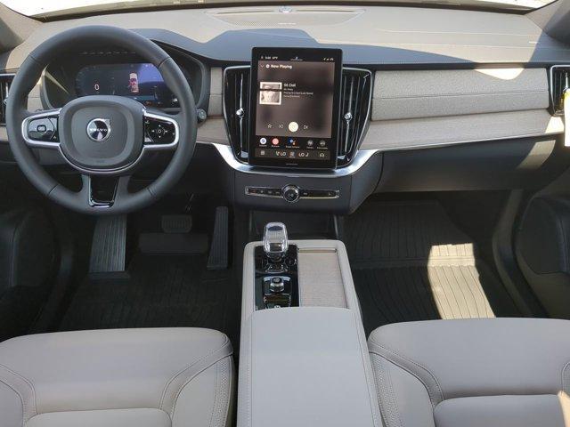 new 2025 Volvo XC90 car, priced at $69,155
