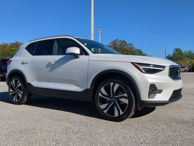 new 2025 Volvo XC40 car, priced at $49,240