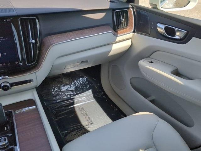 used 2022 Volvo XC60 car, priced at $33,490