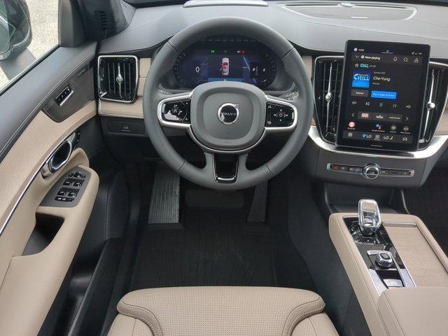 new 2026 Volvo XC90 car, priced at $75,370