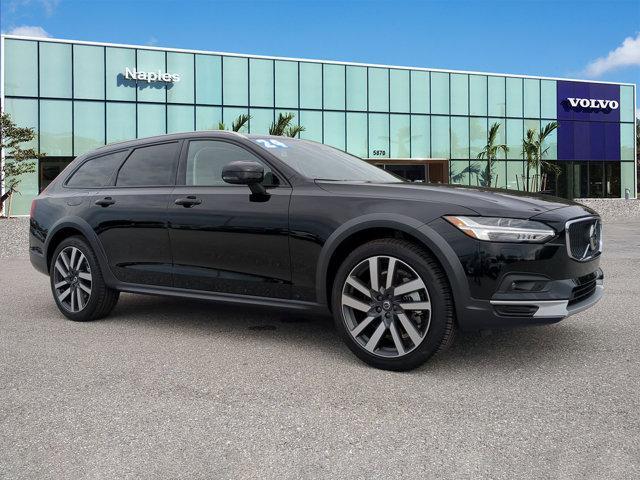 new 2024 Volvo V90 Cross Country car, priced at $63,935