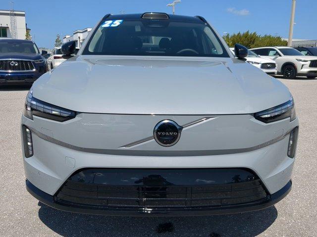 new 2025 Volvo EX90 car, priced at $87,750