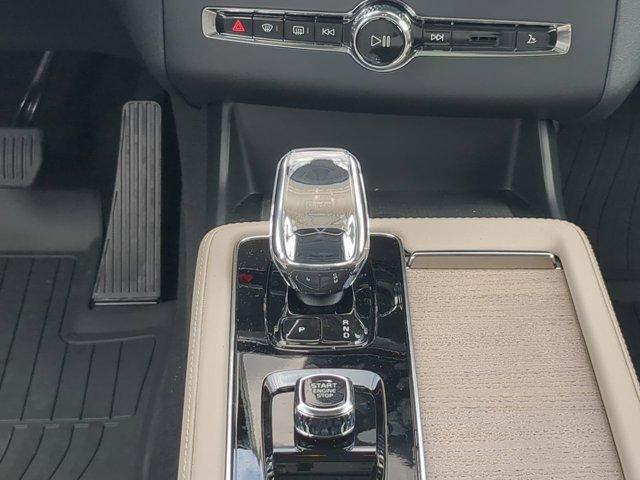 new 2026 Volvo XC90 car, priced at $71,825