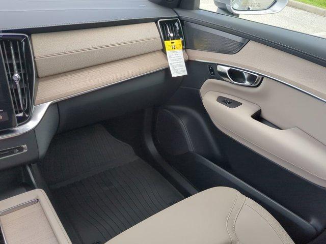 new 2026 Volvo XC90 car, priced at $71,825