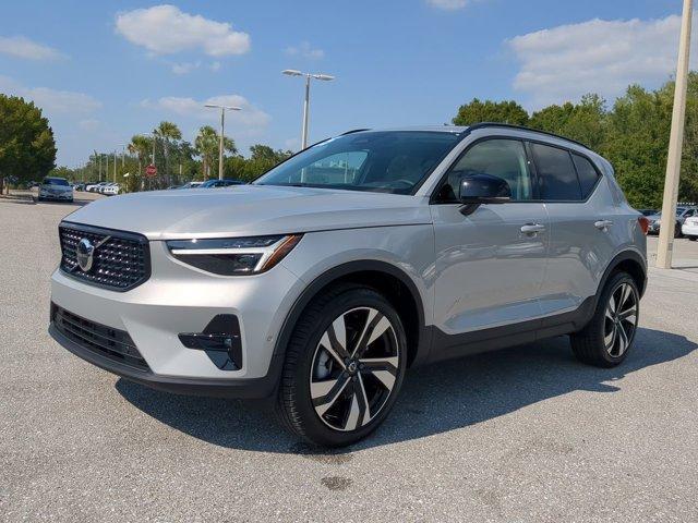 new 2025 Volvo XC40 car, priced at $52,680