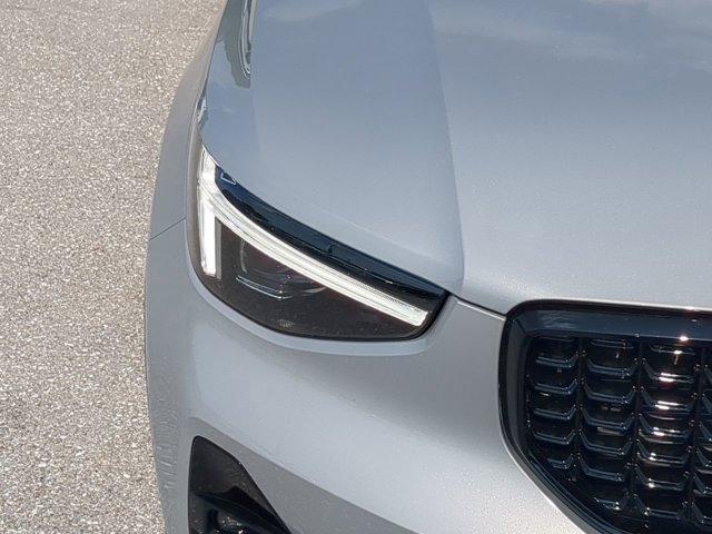 new 2025 Volvo XC40 car, priced at $52,680